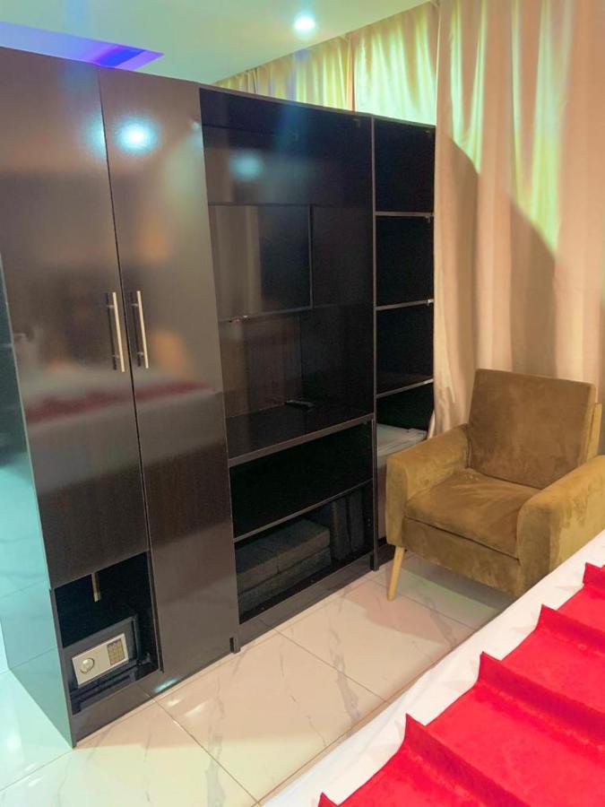 Hotel No 95 Vi