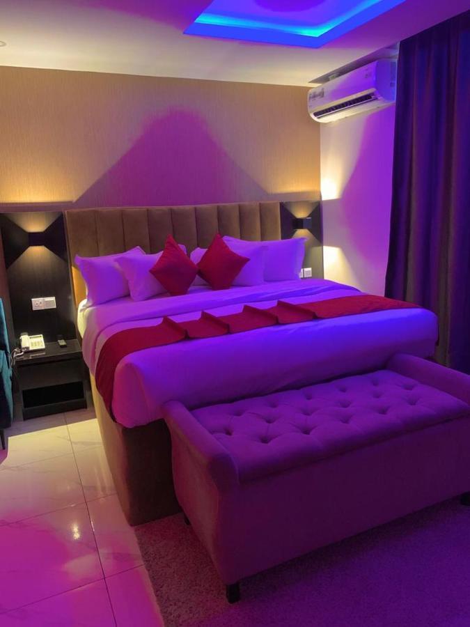 Hotel No 95 Vi Lagos