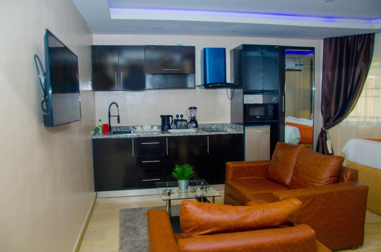 Hotel No 95 Vi