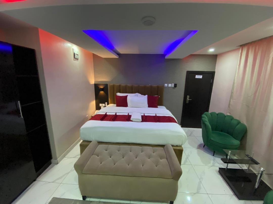 Hotel No 95 Vi 3*